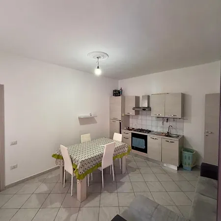 Appartamento Stanze O Intero Alloggio Cagliari *
