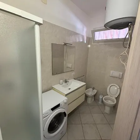 Stanze O Intero Alloggio Cagliari *