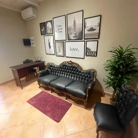 Stanze O Intero Alloggio Cagliari * Capoterra